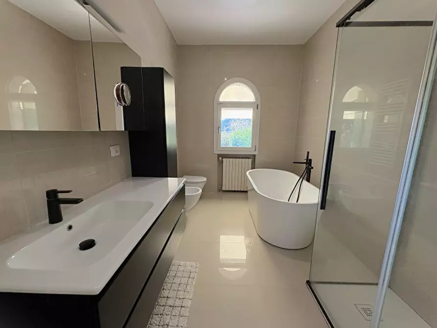 Immagine 21 di Villa in vendita  in Via Andrea Gloria a Teolo