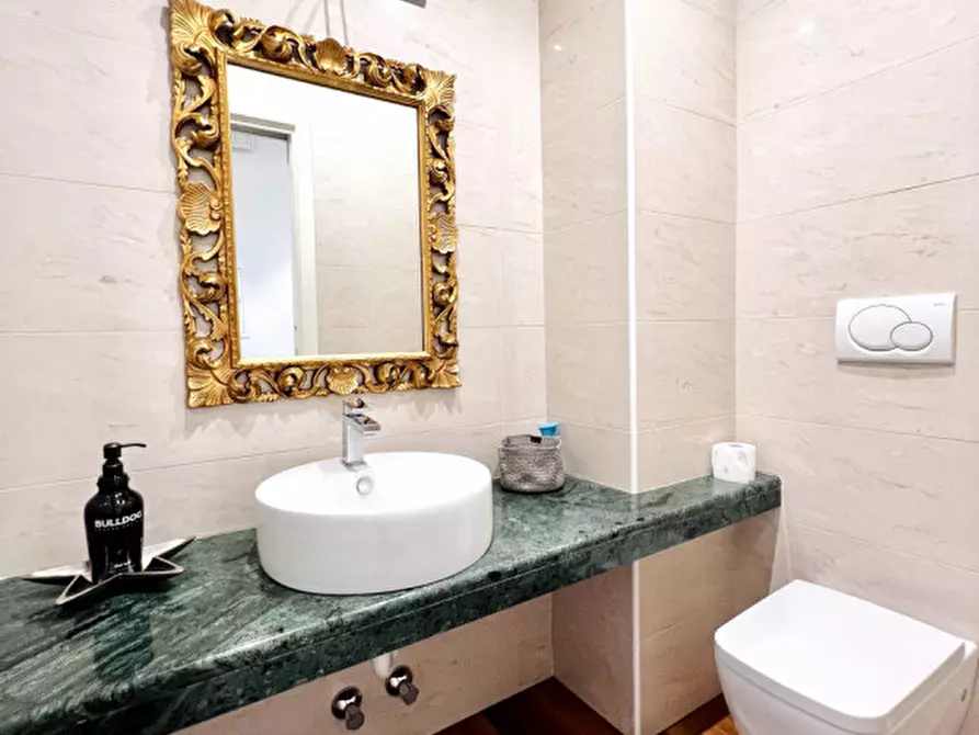 Immagine 19 di Appartamento in affitto  in Lungadige Giacomo Leopardi a Trento