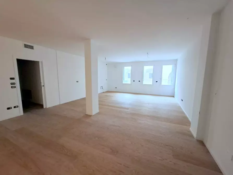 Immagine 3 di Appartamento in vendita  in Via Campagnola a Padova