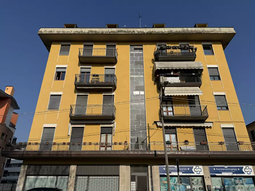 Immagine 13 di Appartamento in vendita  in Via dei Cappuccini 18 a Vicenza