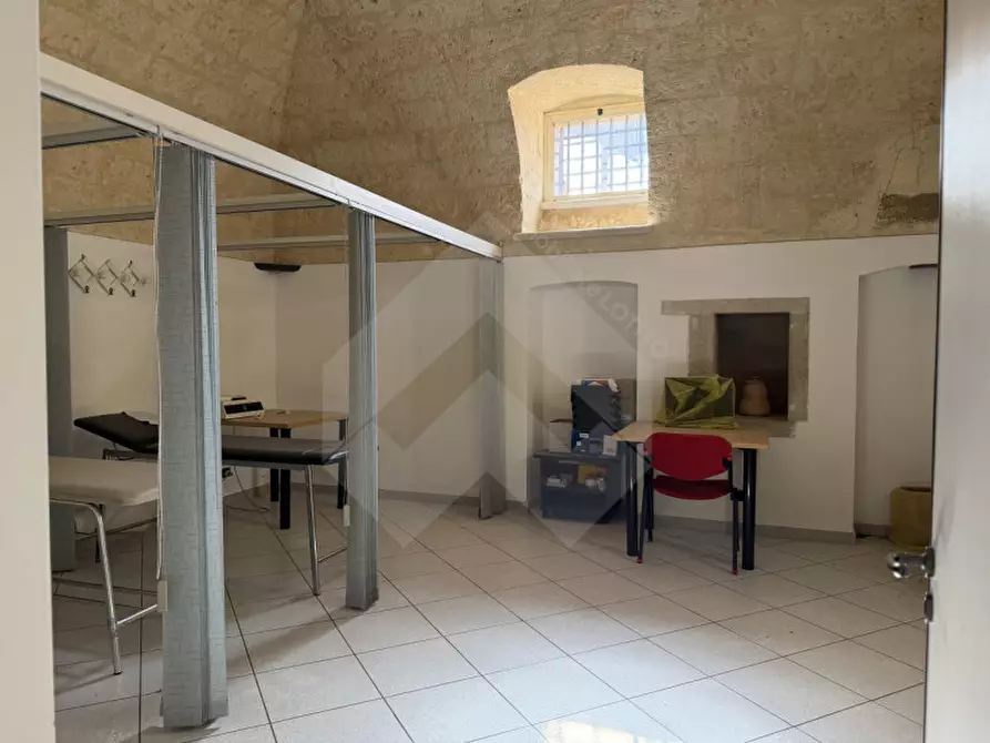 Immagine 11 di Ufficio in vendita  in Via Felice Orsini 146 a Andria