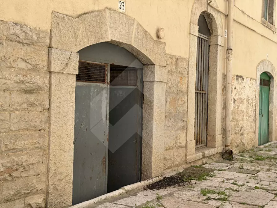 Immagine 13 di Ufficio in vendita  in Via Felice Orsini 146 a Andria