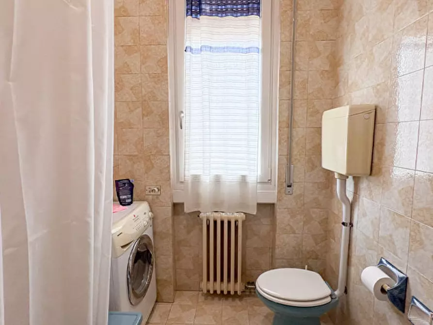 Immagine 21 di Appartamento in vendita  in Macherio Via Trento e Trieste 41 a Macherio