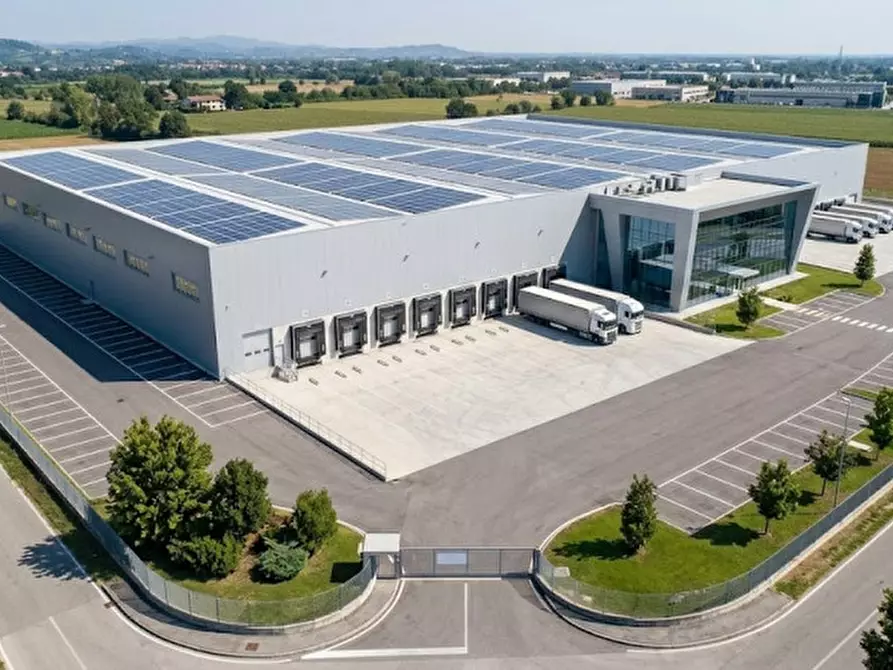 Immagine 1 di Capannone industriale in vendita  in autostrada serenissima a Sommacampagna