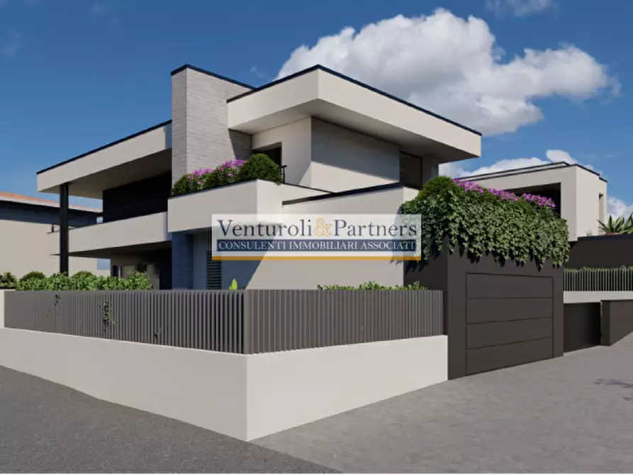 Immagine 10 di Villa in vendita  in Via Palmiro Togliatti a Desenzano Del Garda