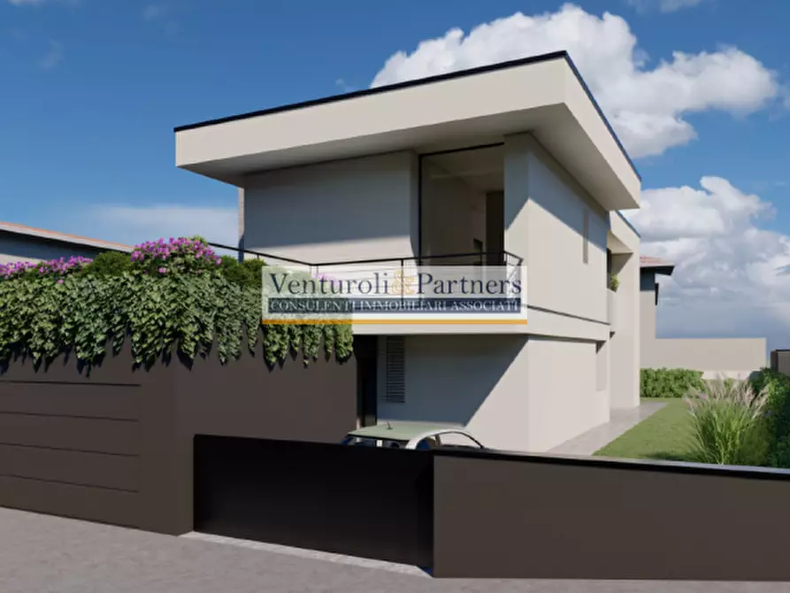 Immagine 11 di Villa in vendita  in Via Palmiro Togliatti a Desenzano Del Garda