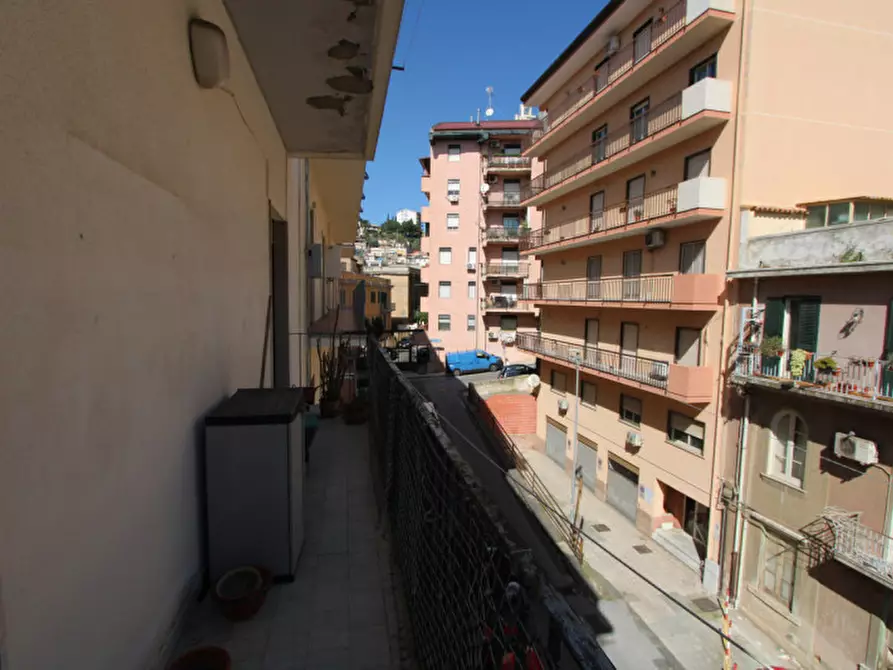 Immagine 12 di Appartamento in vendita  in Viale Principe Umberto 8 a Messina