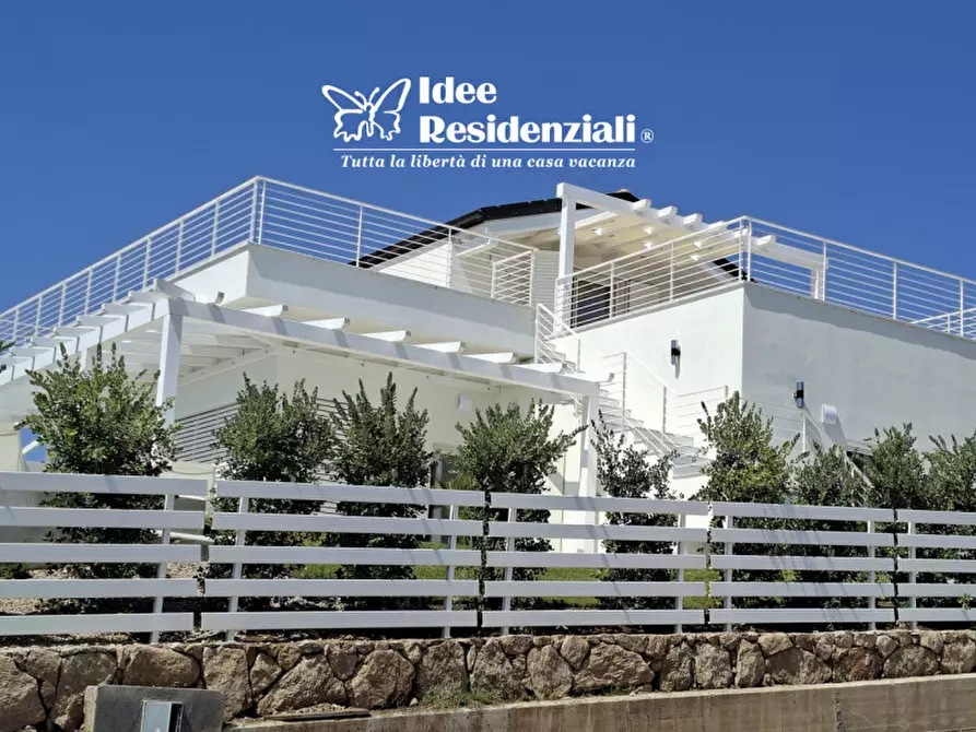 Immagine 5 di Villa in vendita  a Santa Teresa Gallura
