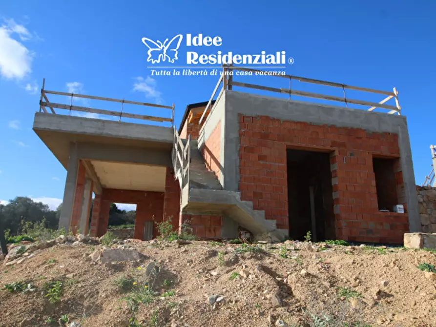 Immagine 12 di Villa in vendita  a Santa Teresa Gallura