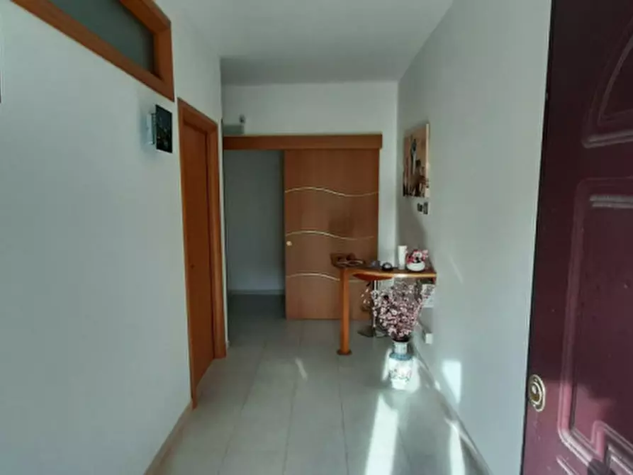 Immagine 2 di Villa in vendita  in Viale Europa a Satriano