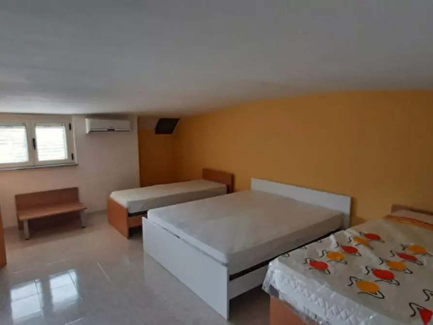 Immagine 8 di Villa in vendita  in Viale Europa a Satriano