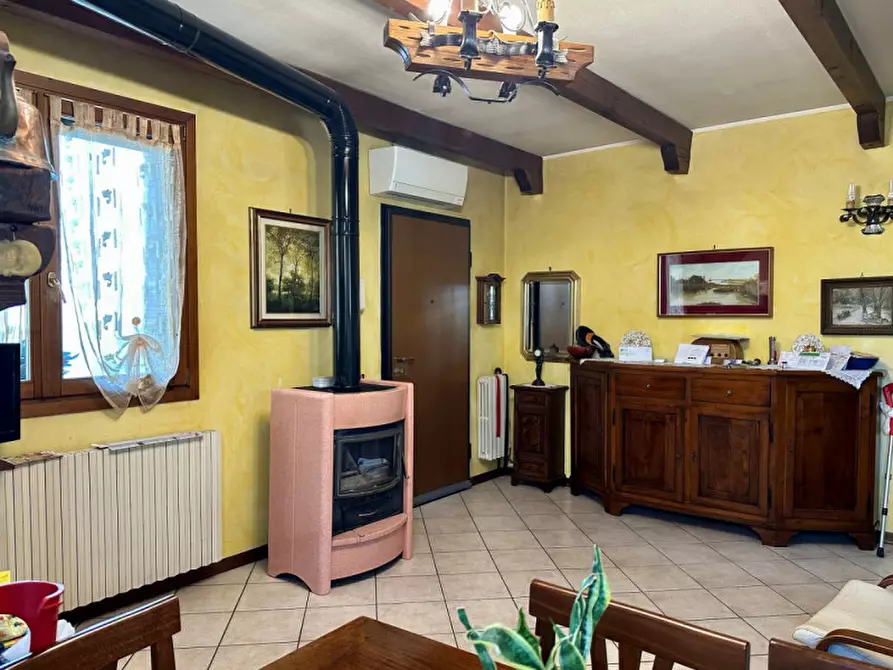 Immagine 4 di Villetta a schiera in vendita  in Via Carso a Selvazzano Dentro