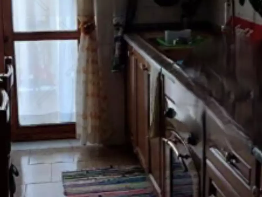 Immagine 3 di Appartamento in vendita  in Via Stazzone, 15 a Aci Sant'antonio