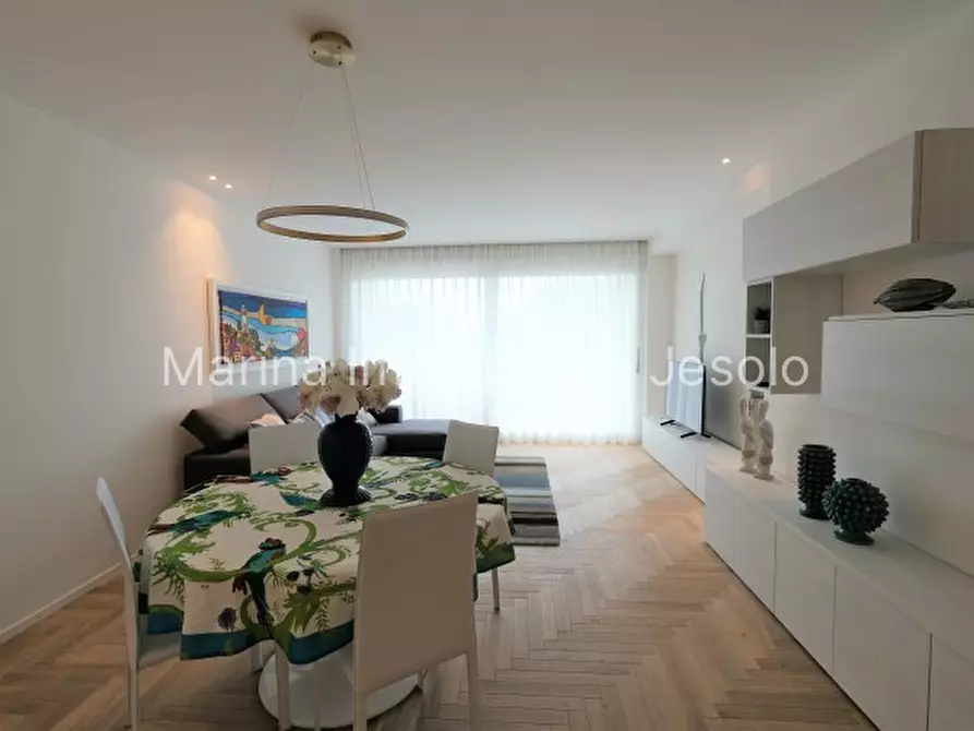 Immagine 3 di Appartamento in vendita  in Viale Venezia a Jesolo