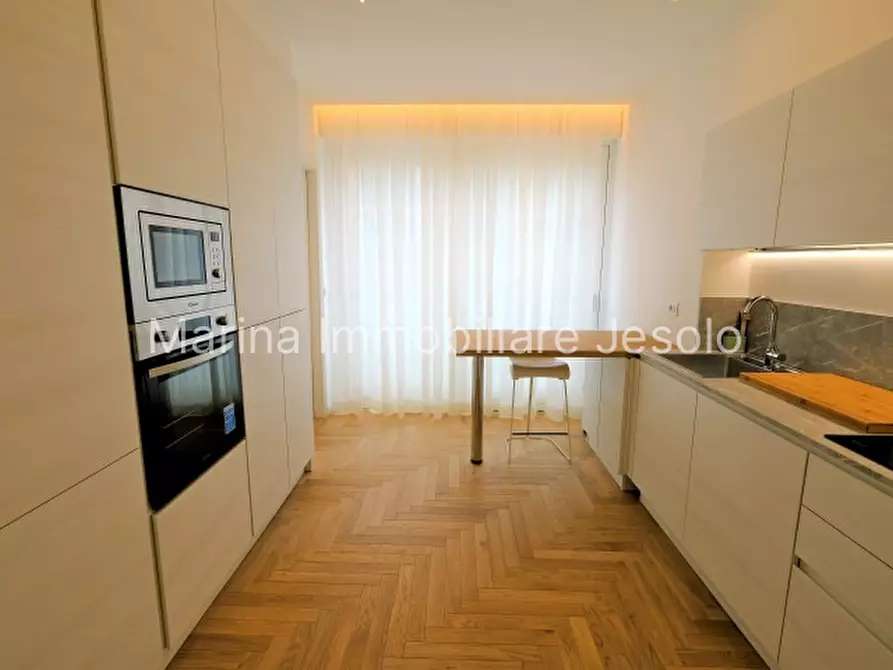 Immagine 6 di Appartamento in vendita  in Viale Venezia a Jesolo