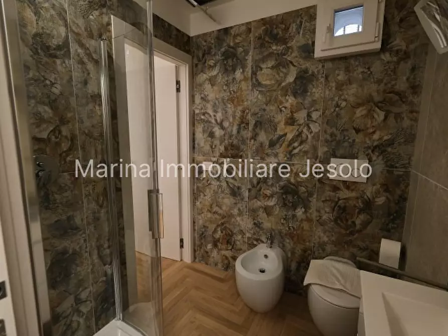 Immagine 16 di Appartamento in vendita  in Viale Venezia a Jesolo