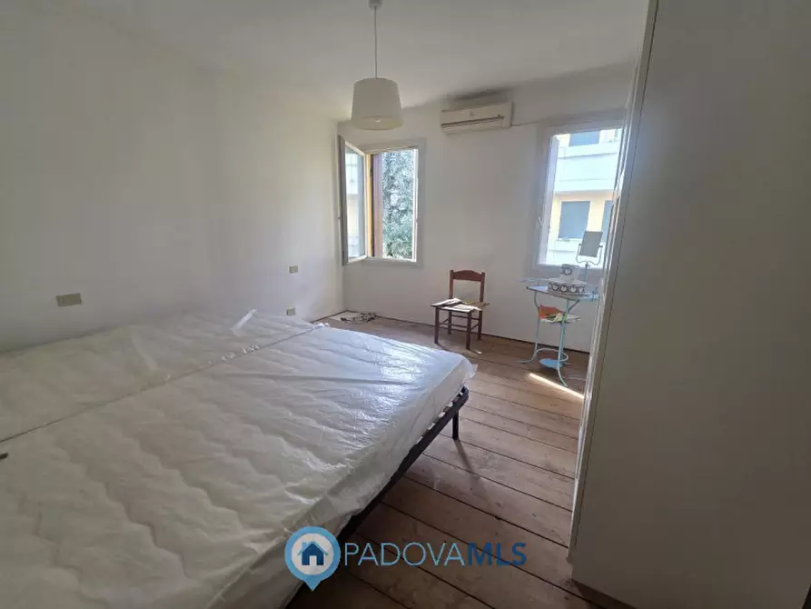 Immagine 12 di Casa indipendente in vendita  in via perosi a Padova