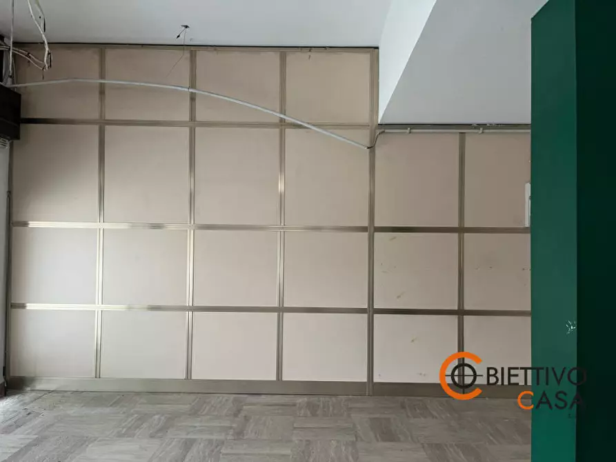 Immagine 3 di Negozio in vendita  in piazza San Bonaventura a Cadoneghe