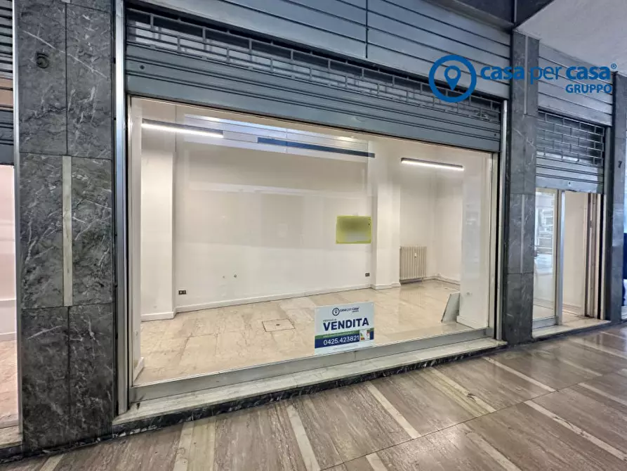 Immagine 3 di Negozio in vendita  in GALLERIA BERNARDINO DA FELTRE 7 a Rovigo