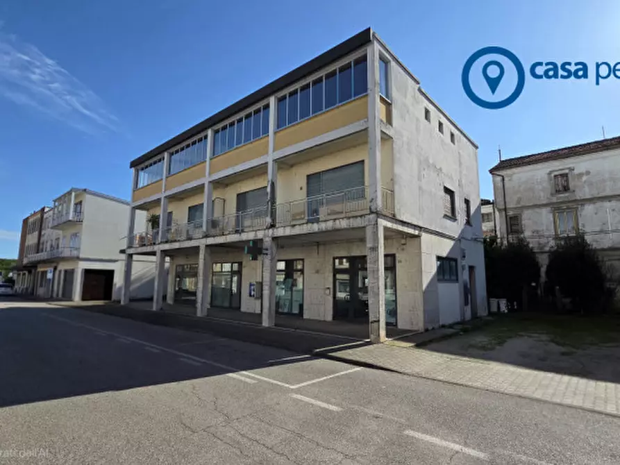 Immagine 2 di Palazzo in vendita  in Corso Antonio Gramsci a Polesella