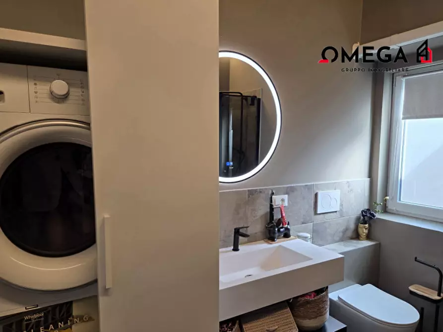 Immagine 29 di Appartamento in vendita  in Via delle Settefontane 12 a Trieste