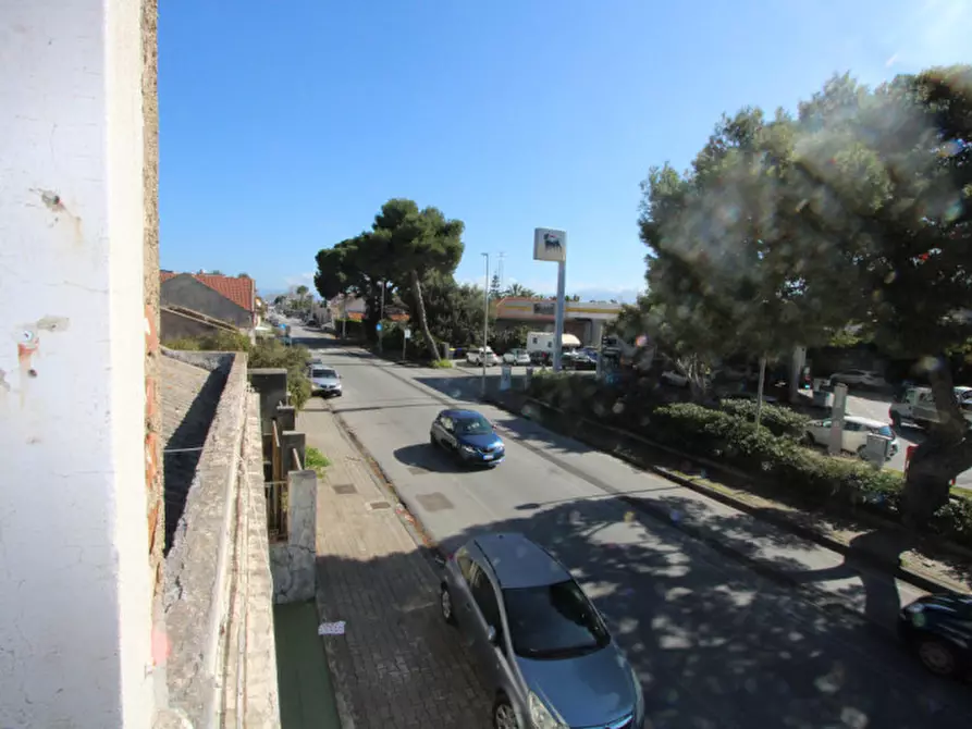 Immagine 14 di Appartamento in vendita  in Via Consolare Pompea a Messina