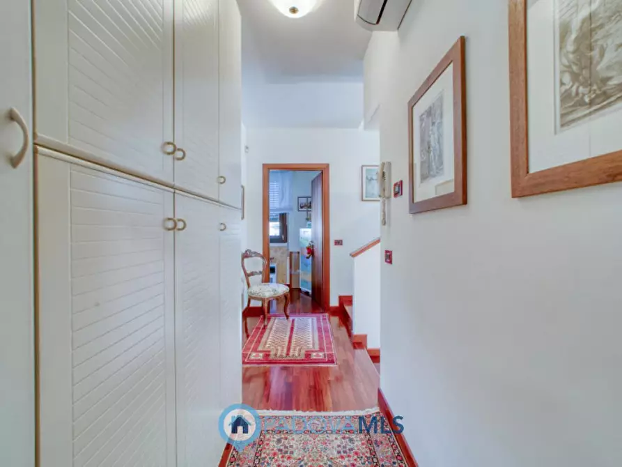 Immagine 15 di Villa in vendita  in VIA GIACOMELLI a Padova