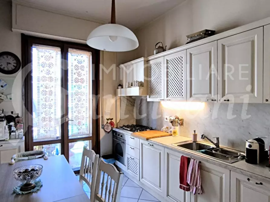 Immagine 5 di Appartamento in vendita  in via baracca a Firenze