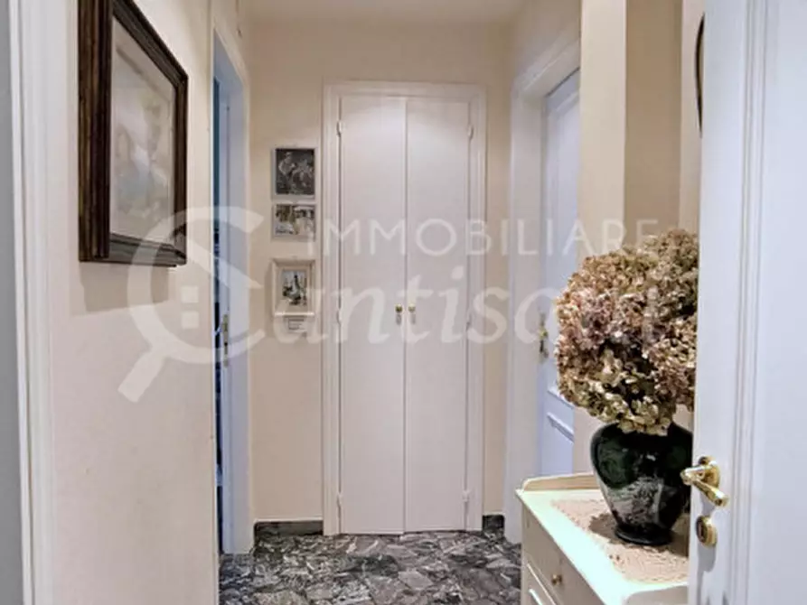 Immagine 6 di Appartamento in vendita  in via baracca a Firenze