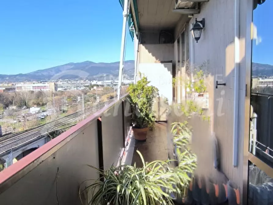 Immagine 20 di Appartamento in vendita  in via baracca a Firenze