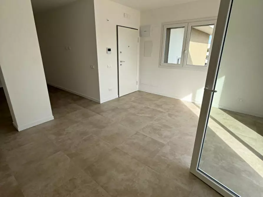 Immagine 2 di Appartamento in vendita  in Via Raffaello Sanzio a Senigallia