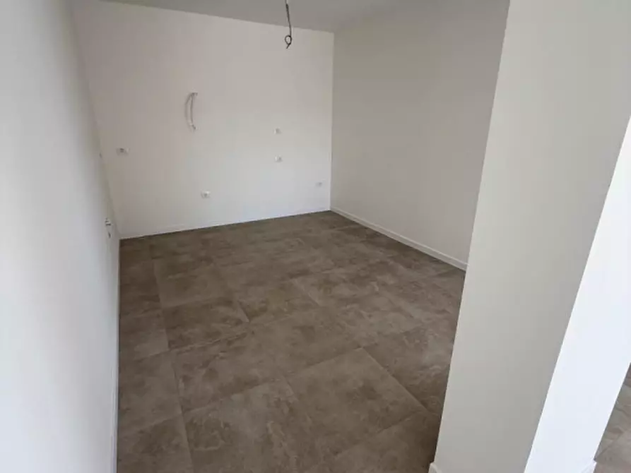 Immagine 3 di Appartamento in vendita  in Via Raffaello Sanzio a Senigallia