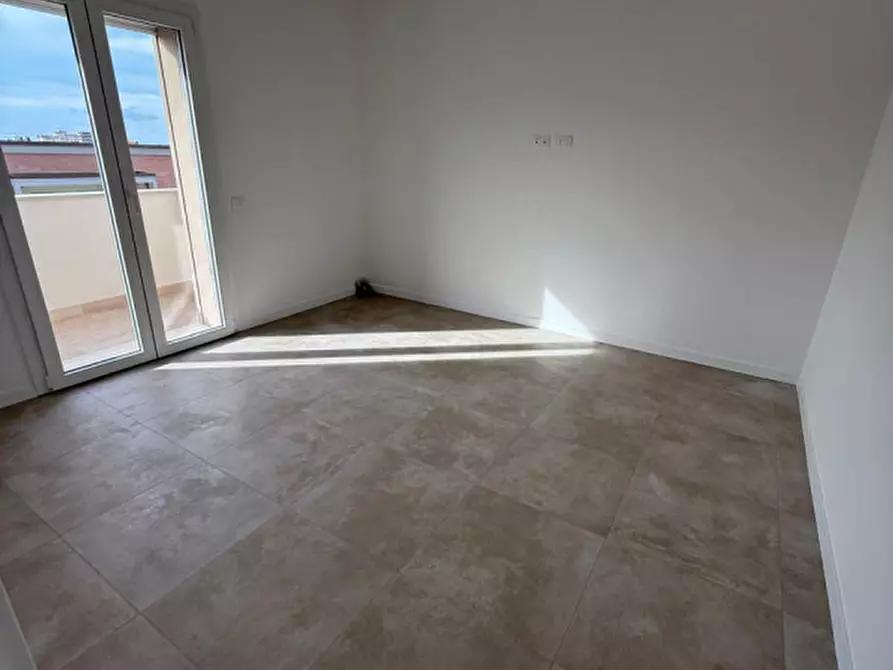 Immagine 4 di Appartamento in vendita  in Via Raffaello Sanzio a Senigallia