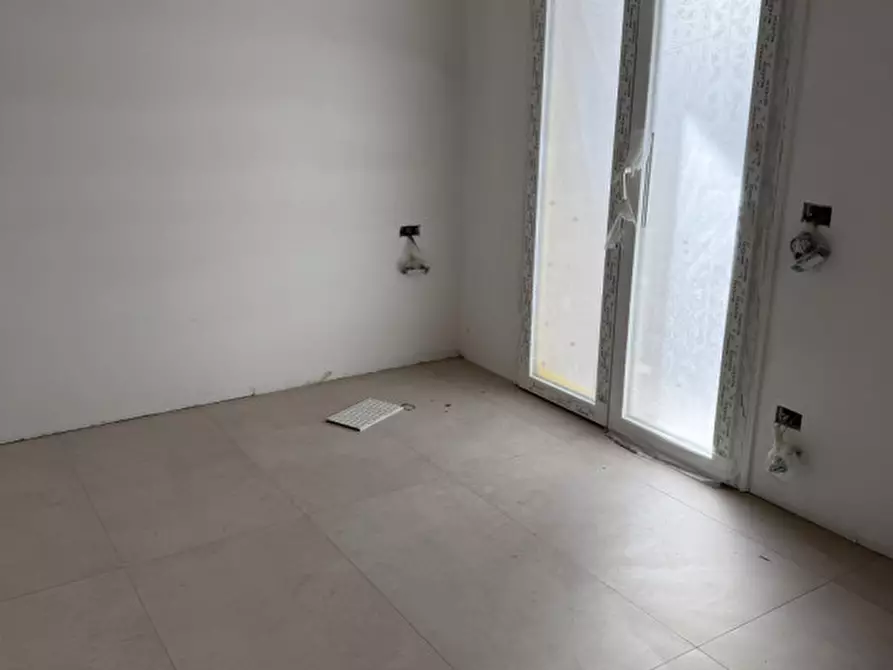 Immagine 7 di Appartamento in vendita  in Via Raffaello Sanzio a Senigallia