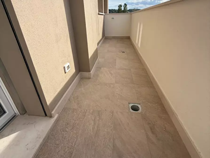 Immagine 7 di Appartamento in vendita  in Via Raffaello Sanzio a Senigallia