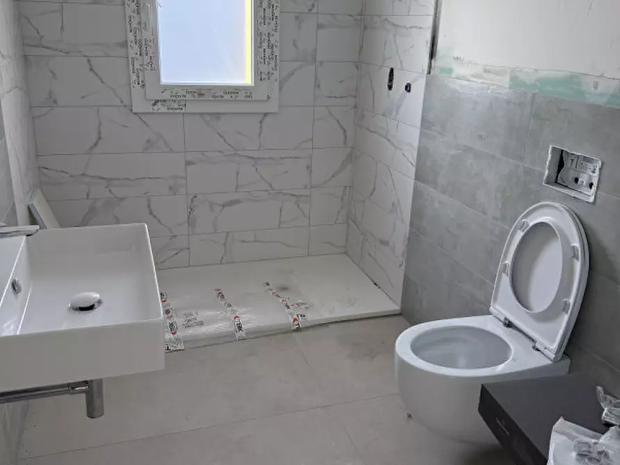 Immagine 8 di Appartamento in vendita  in Via Raffaello Sanzio a Senigallia