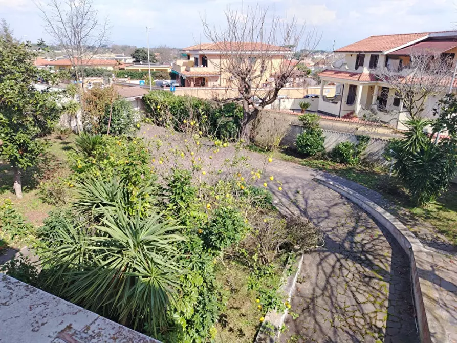 Immagine 4 di Villa in vendita  in VIA MAGENTA 1 a Anzio