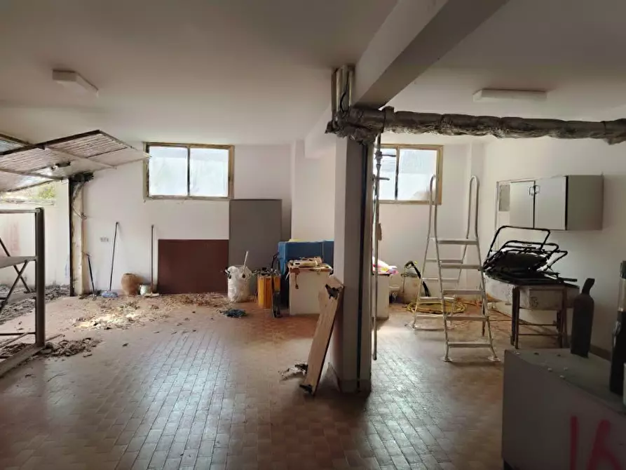 Immagine 14 di Villa in vendita  in VIA MAGENTA 1 a Anzio