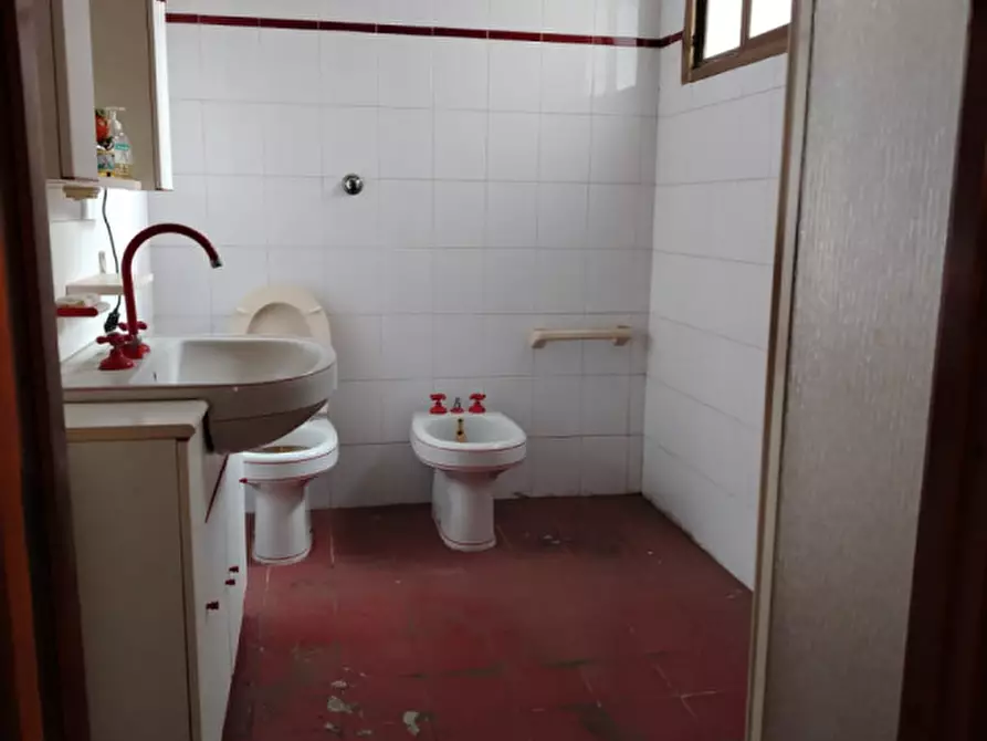 Immagine 19 di Villa in vendita  in VIA MAGENTA 1 a Anzio