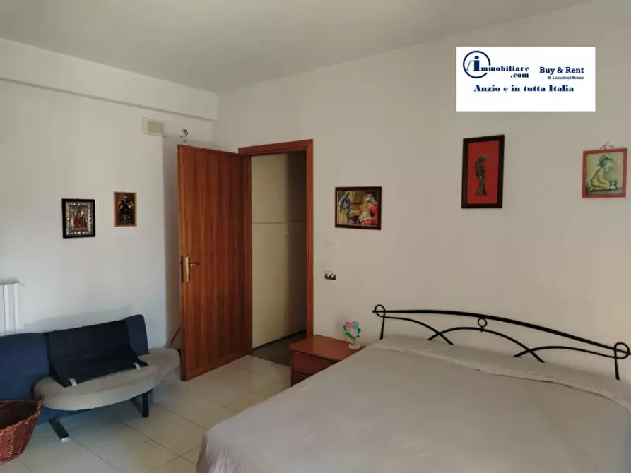 Immagine 34 di Villa in vendita  in VIA MAGENTA 1 a Anzio