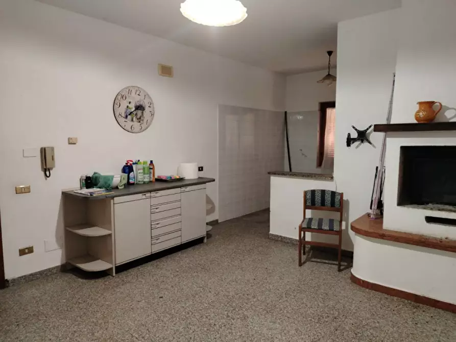 Immagine 35 di Villa in vendita  in VIA MAGENTA 1 a Anzio