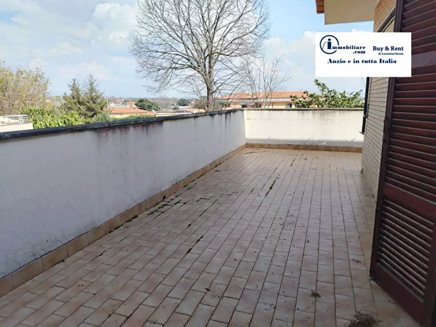 Immagine 45 di Villa in vendita  in VIA MAGENTA 1 a Anzio