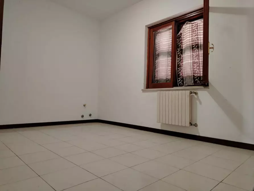 Immagine 46 di Villa in vendita  in VIA MAGENTA 1 a Anzio