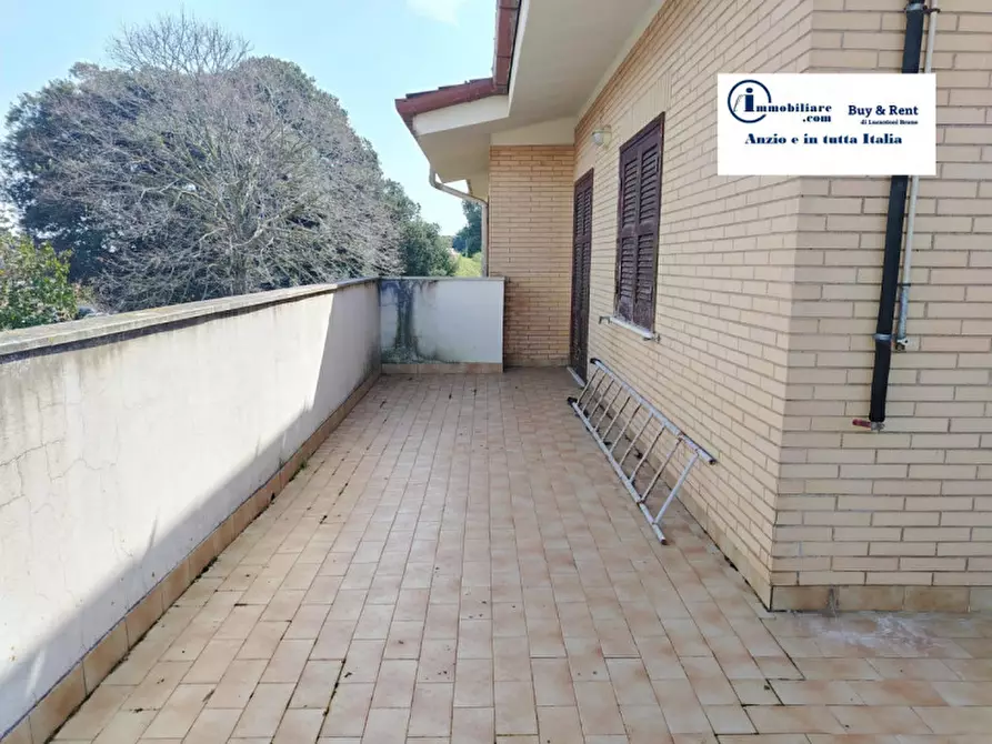 Immagine 47 di Villa in vendita  in VIA MAGENTA 1 a Anzio