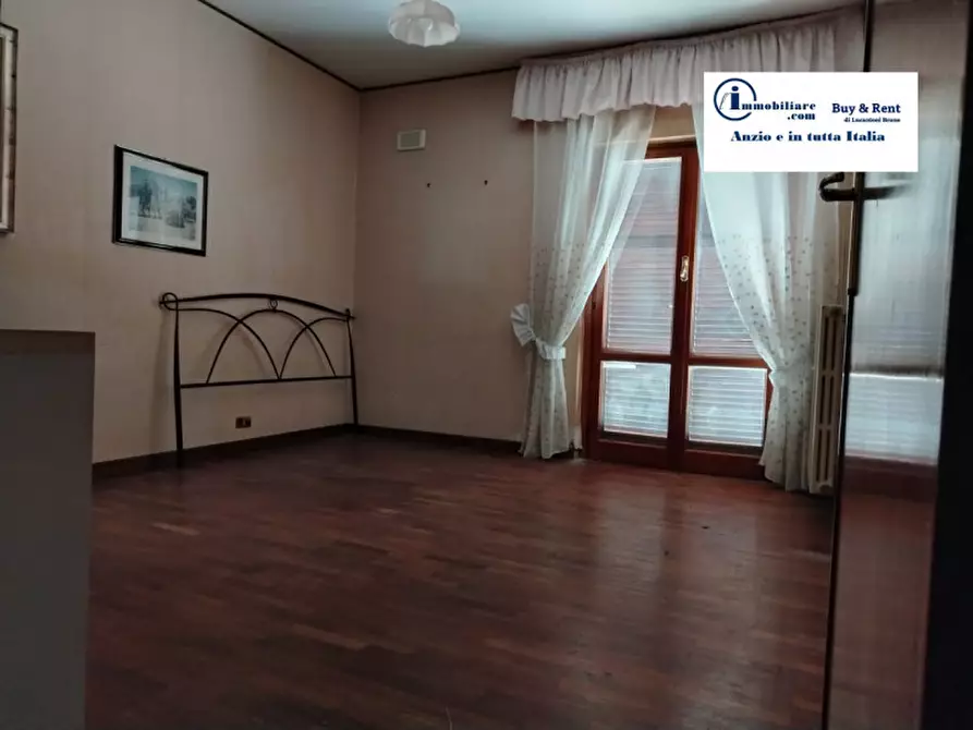 Immagine 48 di Villa in vendita  in VIA MAGENTA 1 a Anzio