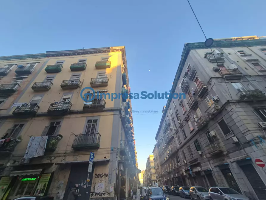Immagine 1 di Attività commerciale in vendita  in Via Bologna a Napoli