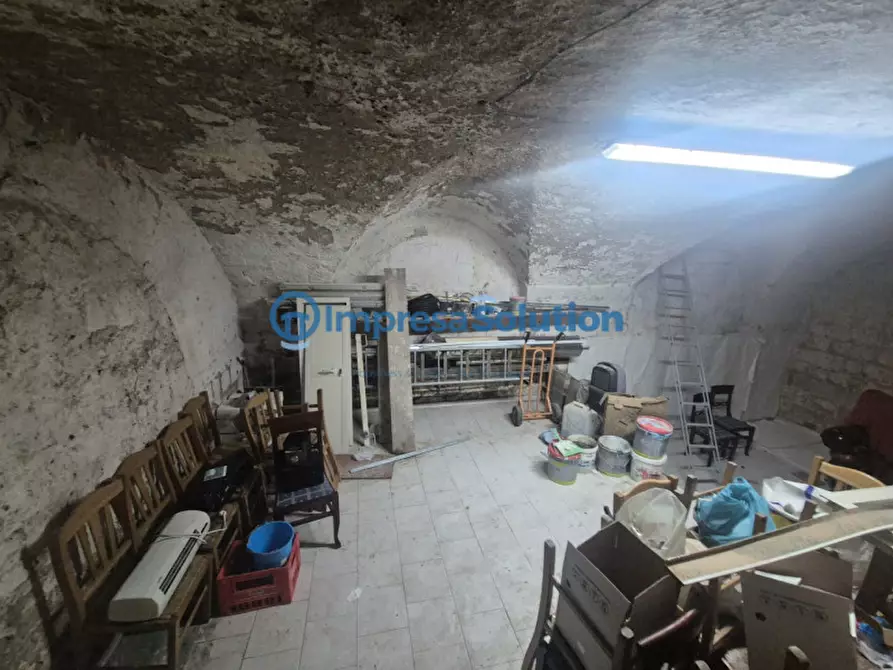 Immagine 11 di Attività commerciale in vendita  in Via Bologna a Napoli