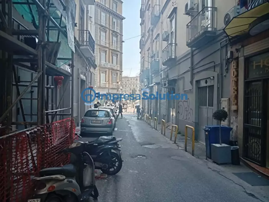 Immagine 1 di Negozio in affitto  in Vico Ferrovia a Napoli
