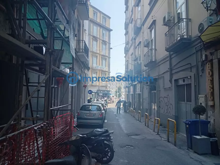 Immagine 2 di Negozio in affitto  in Vico Ferrovia a Napoli