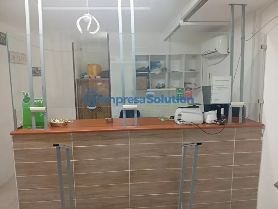 Immagine 7 di Negozio in affitto  in Vico Ferrovia a Napoli